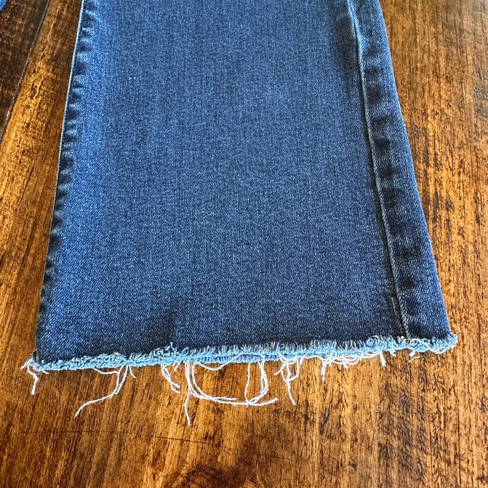 JBD | High Rise Cropped Wide Leg Jeans Raw Hem, Size 26 - Picture 7 of 13